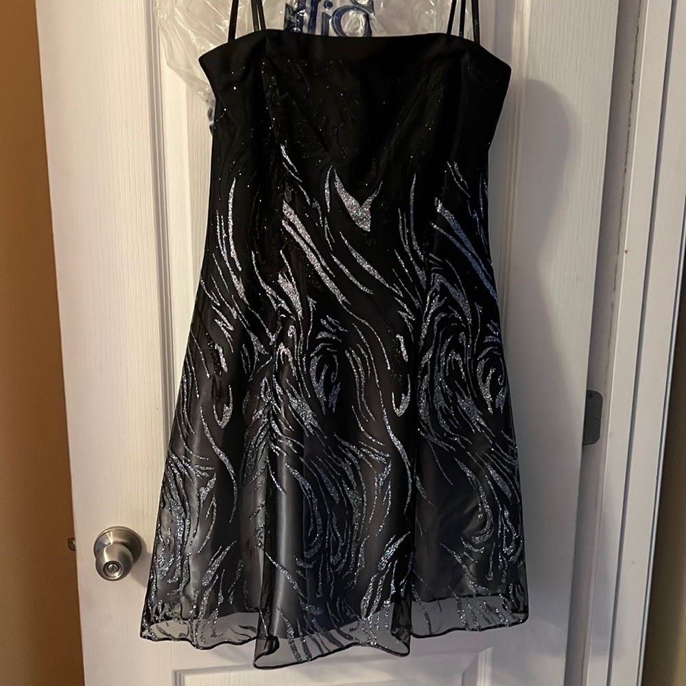 Strapless Formal / Prom / Homecoming Dress, black / gray, size 12